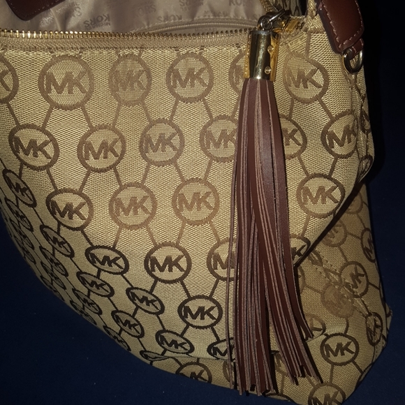 Michael Kors Bags Michael Kors Purse With Leather Fringe Zipper